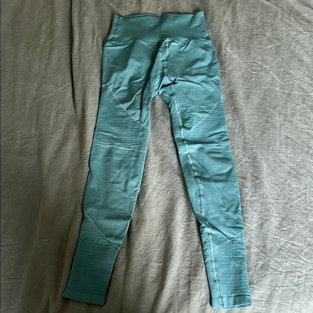 Alphalete Leggings